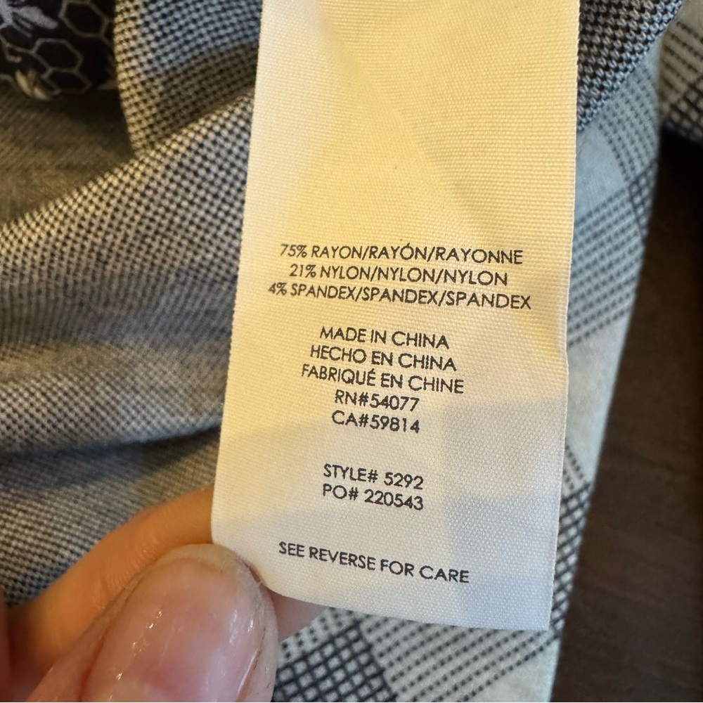 CAbi Valentina Plaid Blazer - Picture 11 of 11